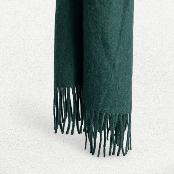 Zara Oversized Fringe Scarf in Green - Picture 4 of 8